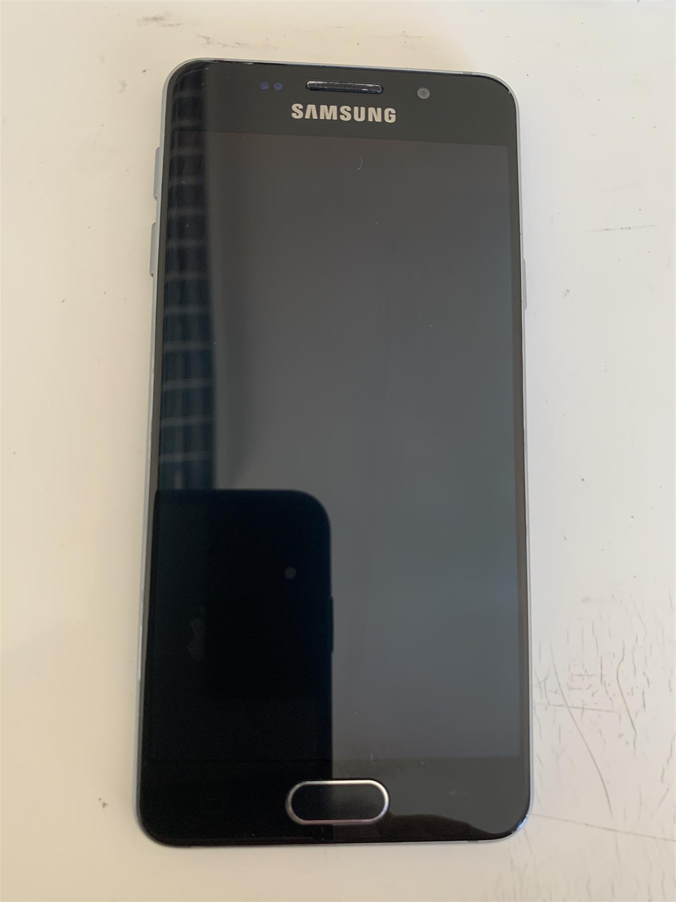Samsung Galaxy A3 (2016) 16GB Black Unlocked Used