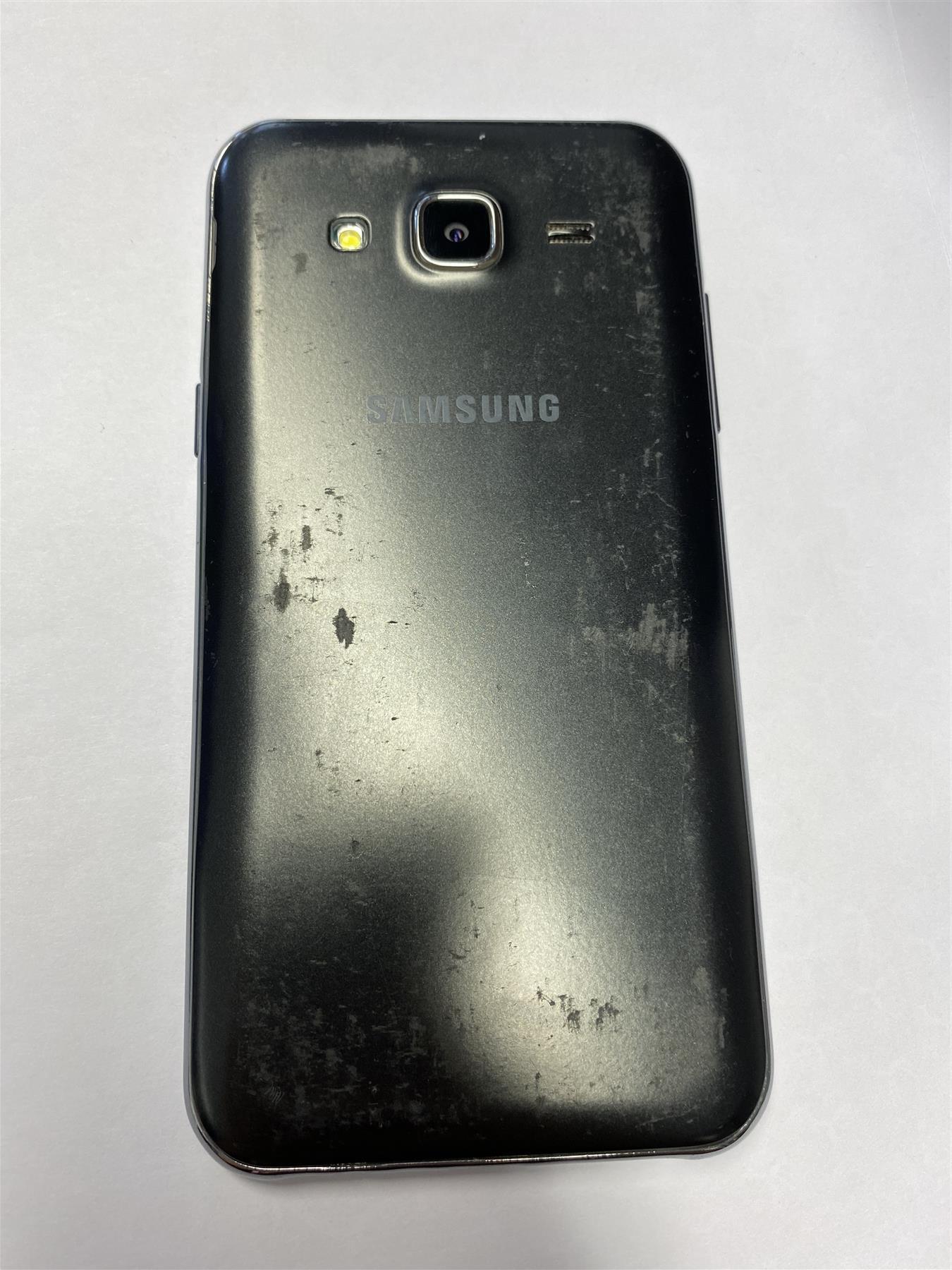 Samsung Galaxy J5 (2015) 8GB Black - Used