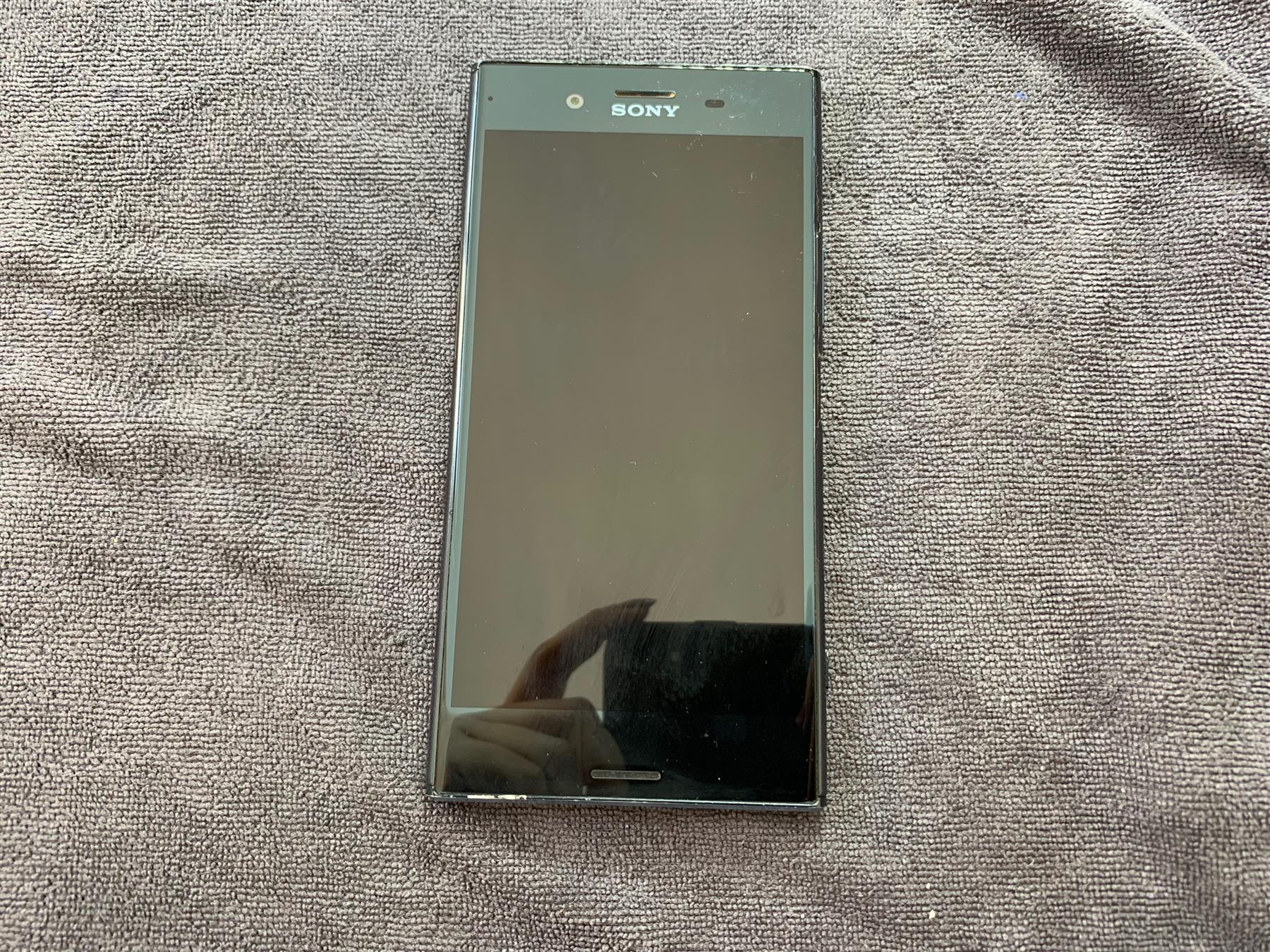 Sony Xperia XZ Premium 64GB Deepsea Black - Used