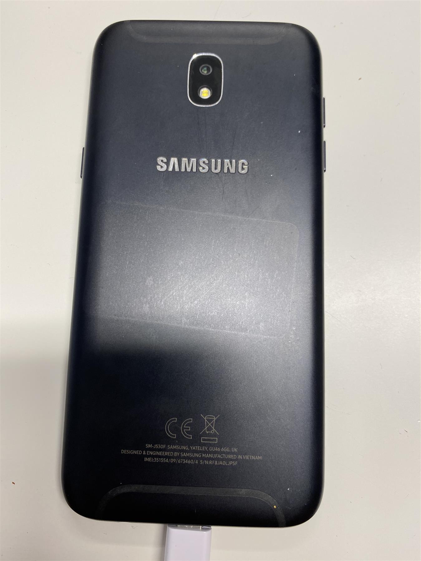 Samsung Galaxy J5 8GB Black Unlocked - Used