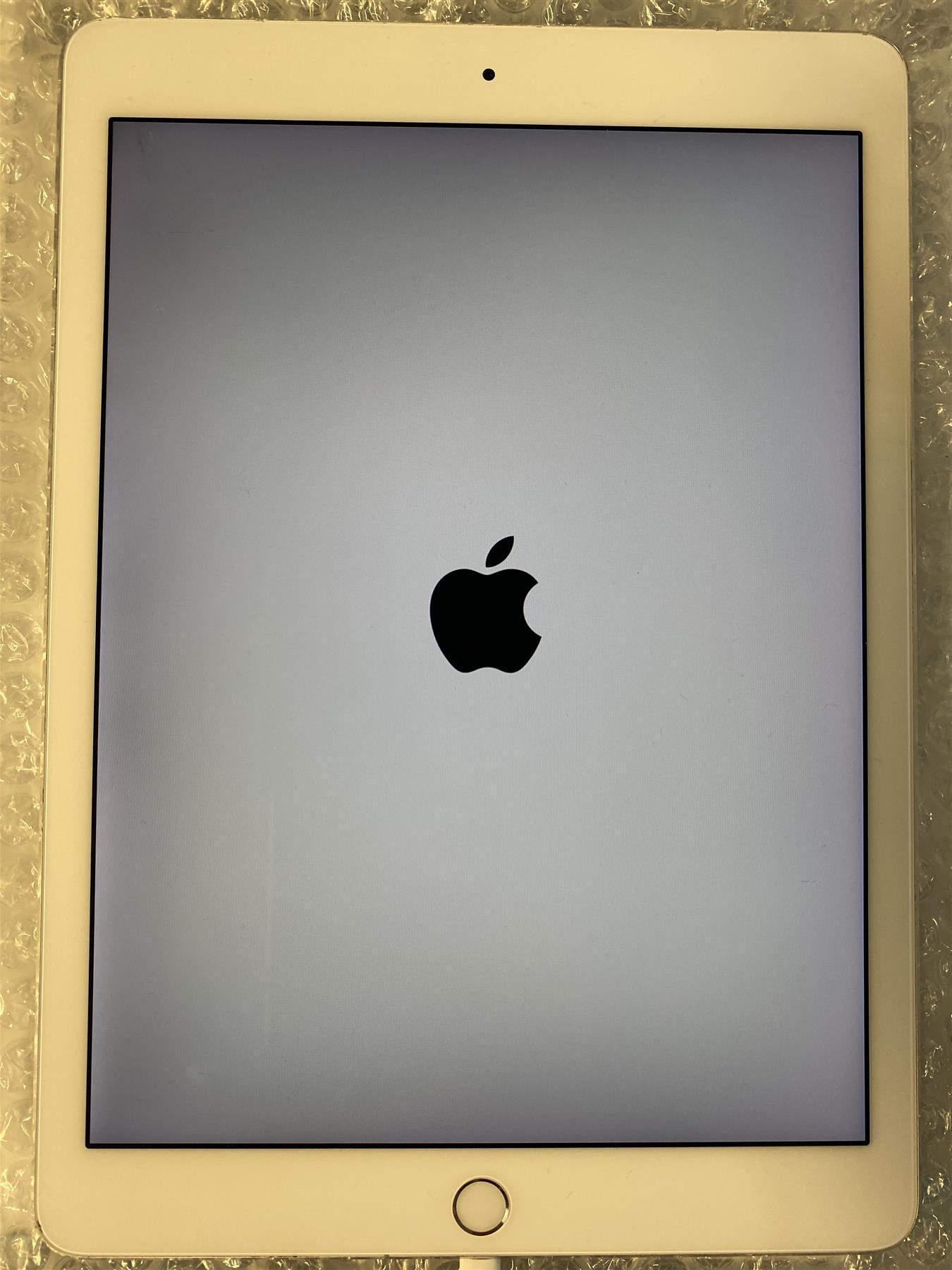Apple iPad Pro 9.7 128GB WiFi + Cellular Silver - Used