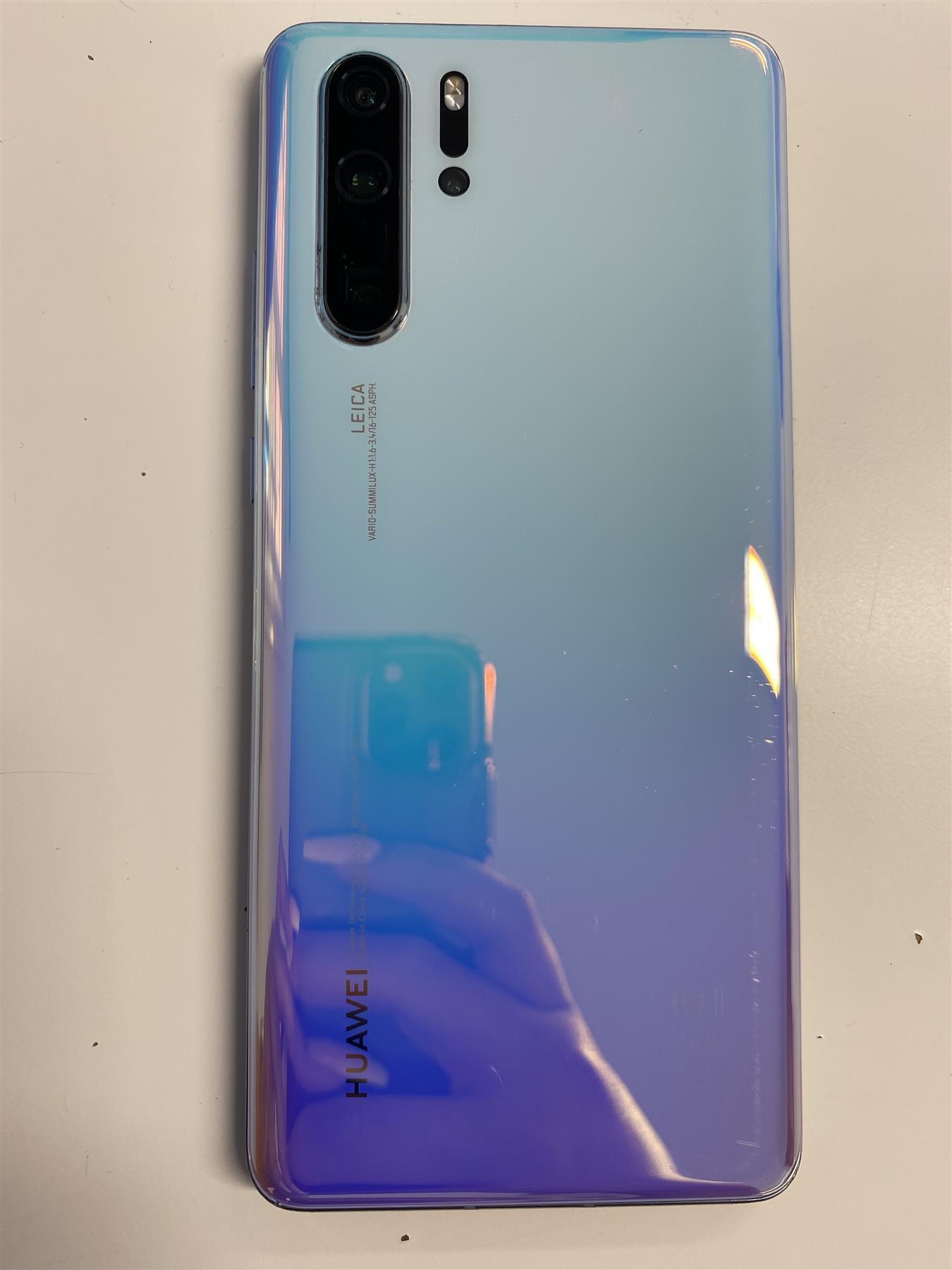 Huawei P30 Pro 128GB Breathing Crystal Unlocked - Used