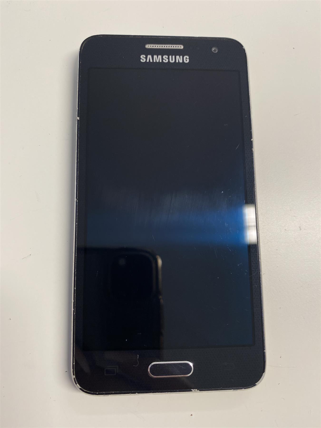 Samsung Galaxy A3 (2015) 16GB Black Unlocked Used