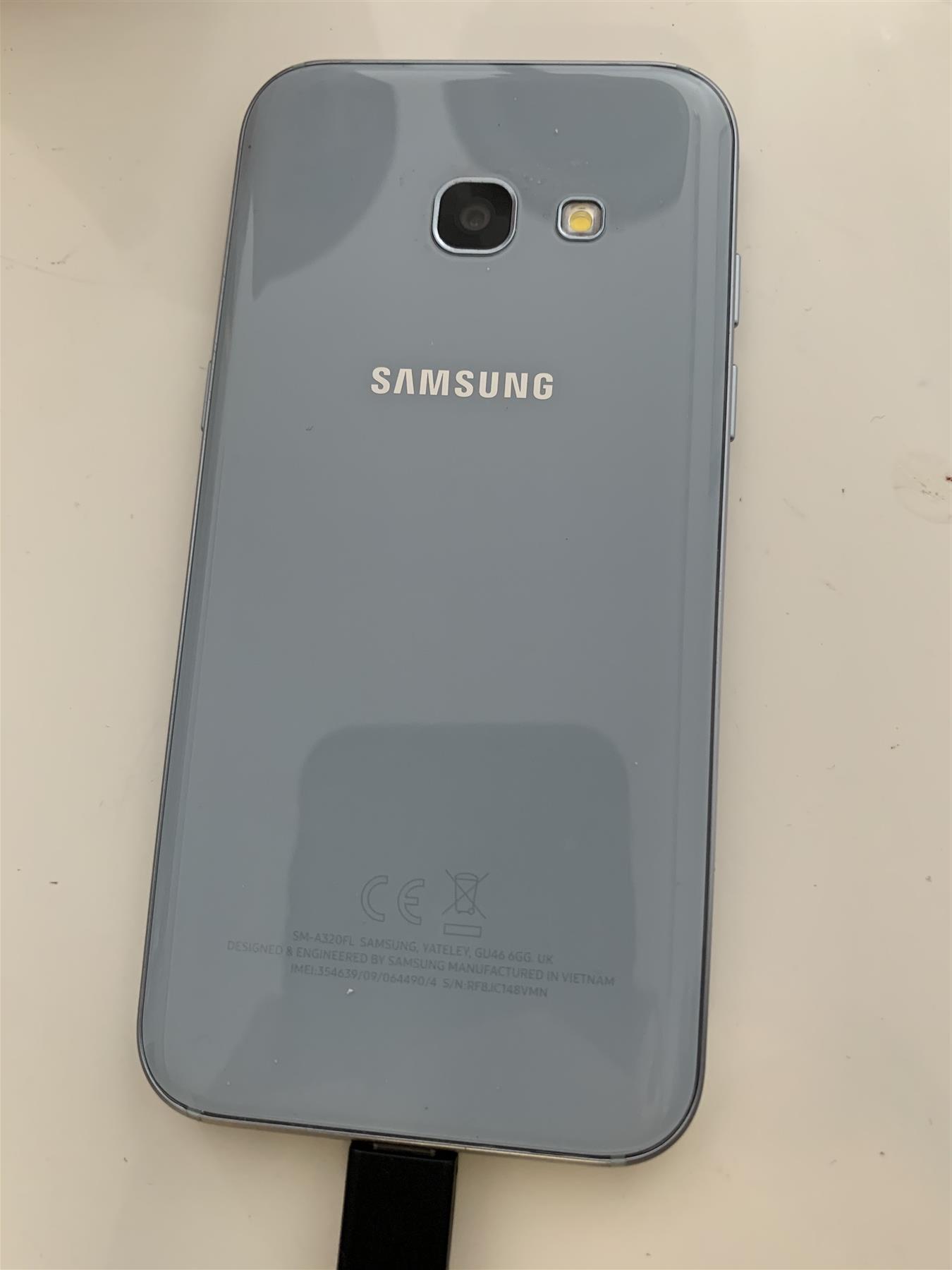 Samsung Galaxy A3 (2017) 16GB Blue Unlocked Used