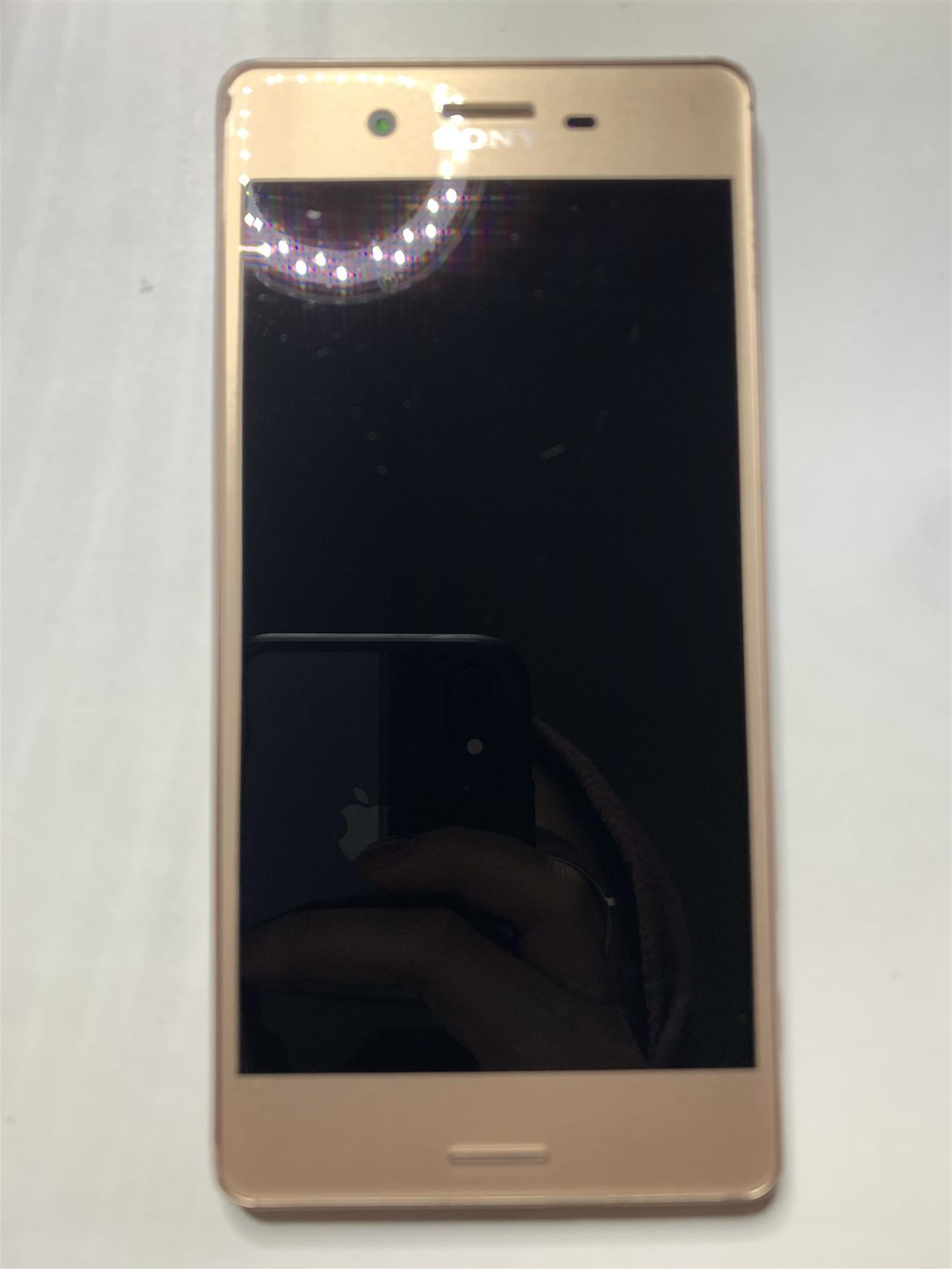 Sony Xperia X 32GB Rose Gold Unlocked - Used