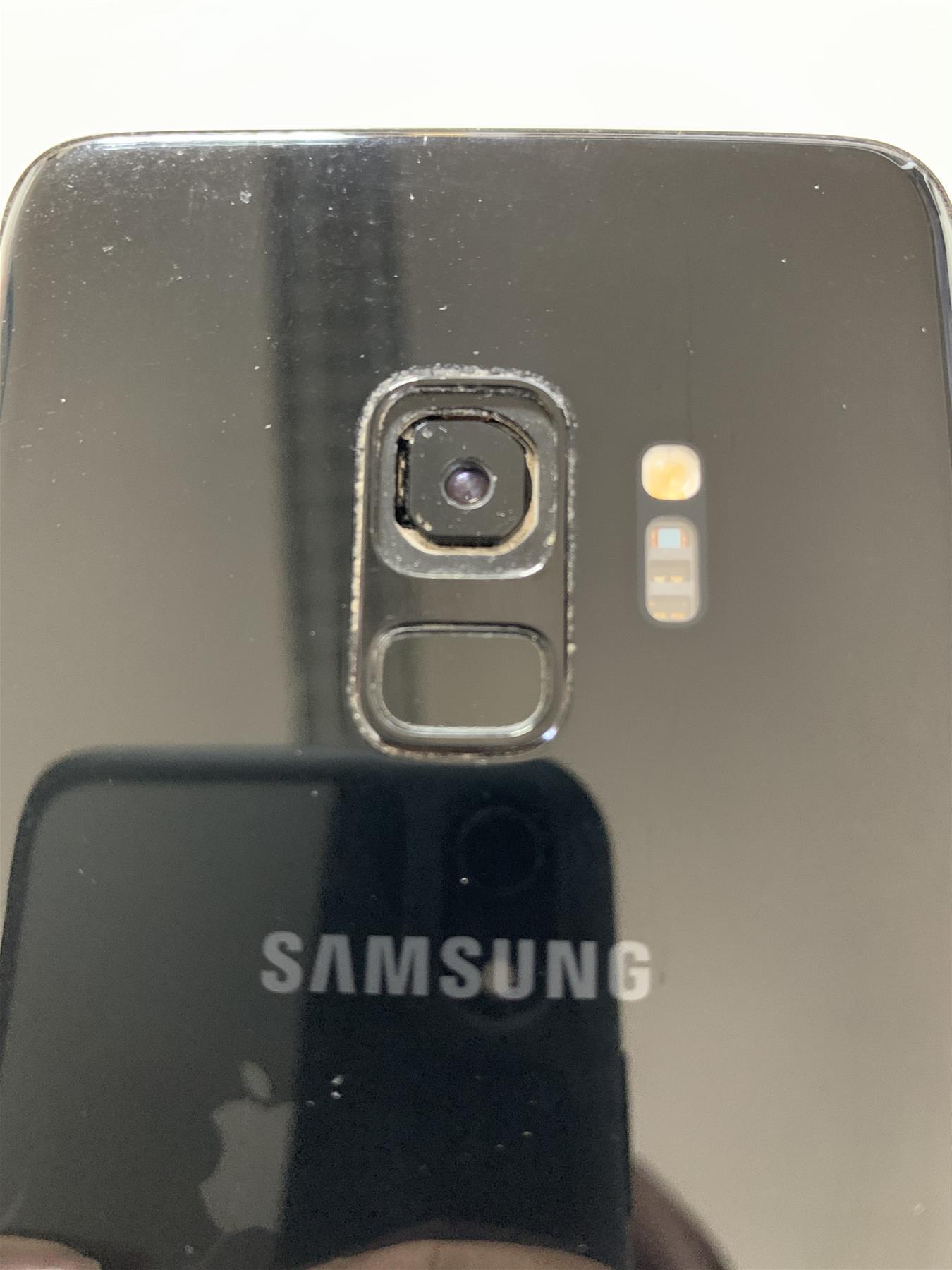 Samsung Galaxy S9 64GB Midnight Black Unlocked - Used