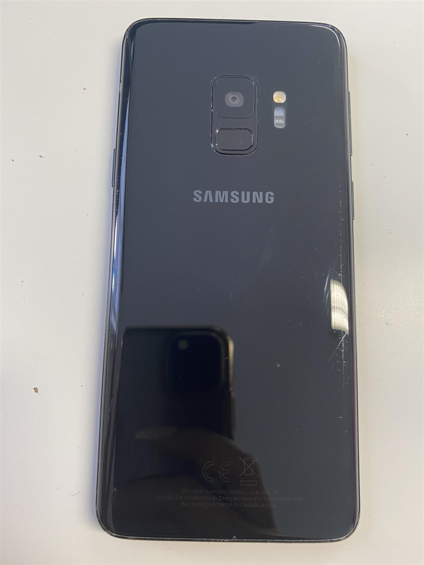 Samsung Galaxy S9 64GB Midnight Black Unlocked - Used