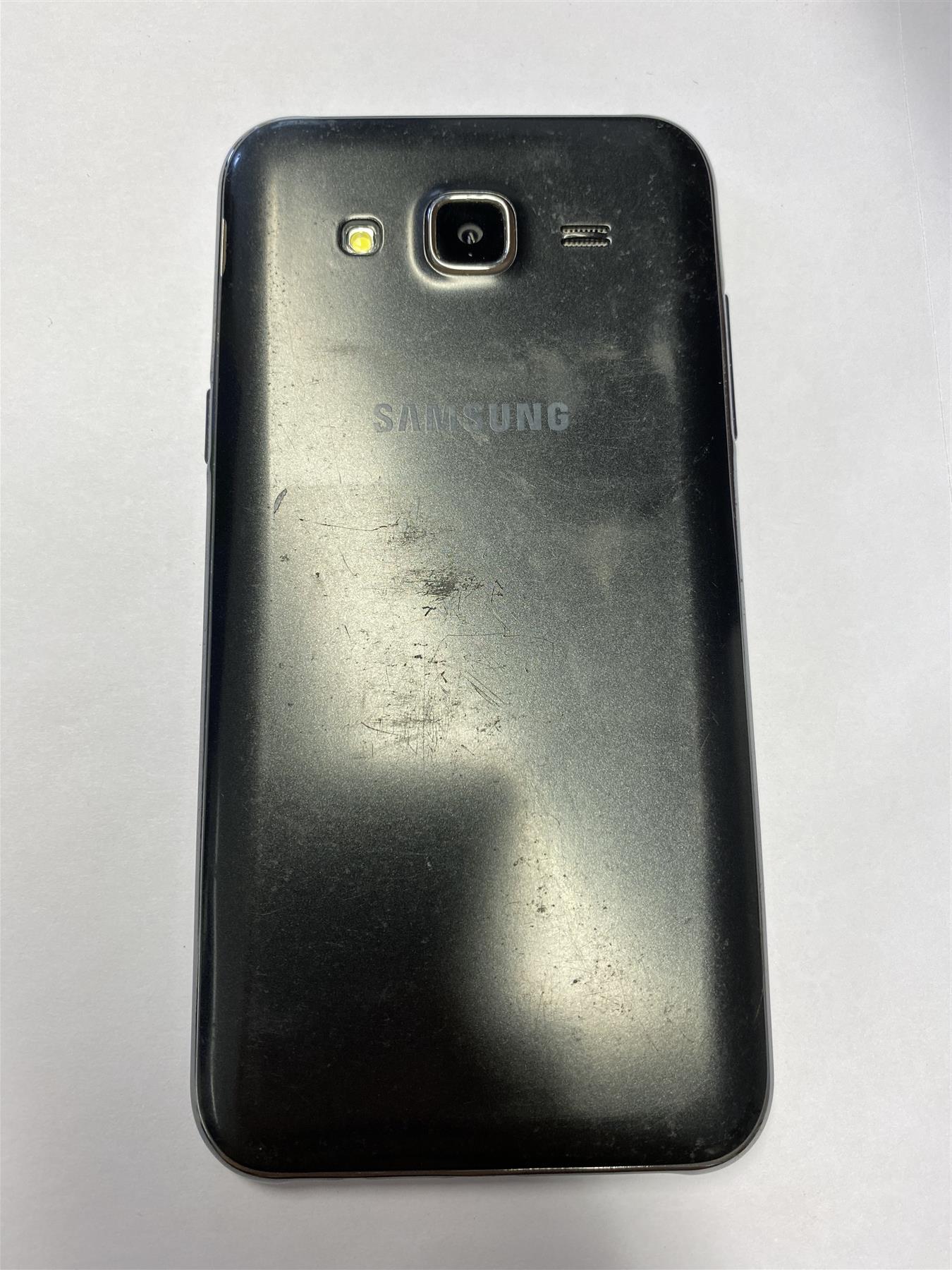 Samsung Galaxy J5 (2015) 8GB Black - Used