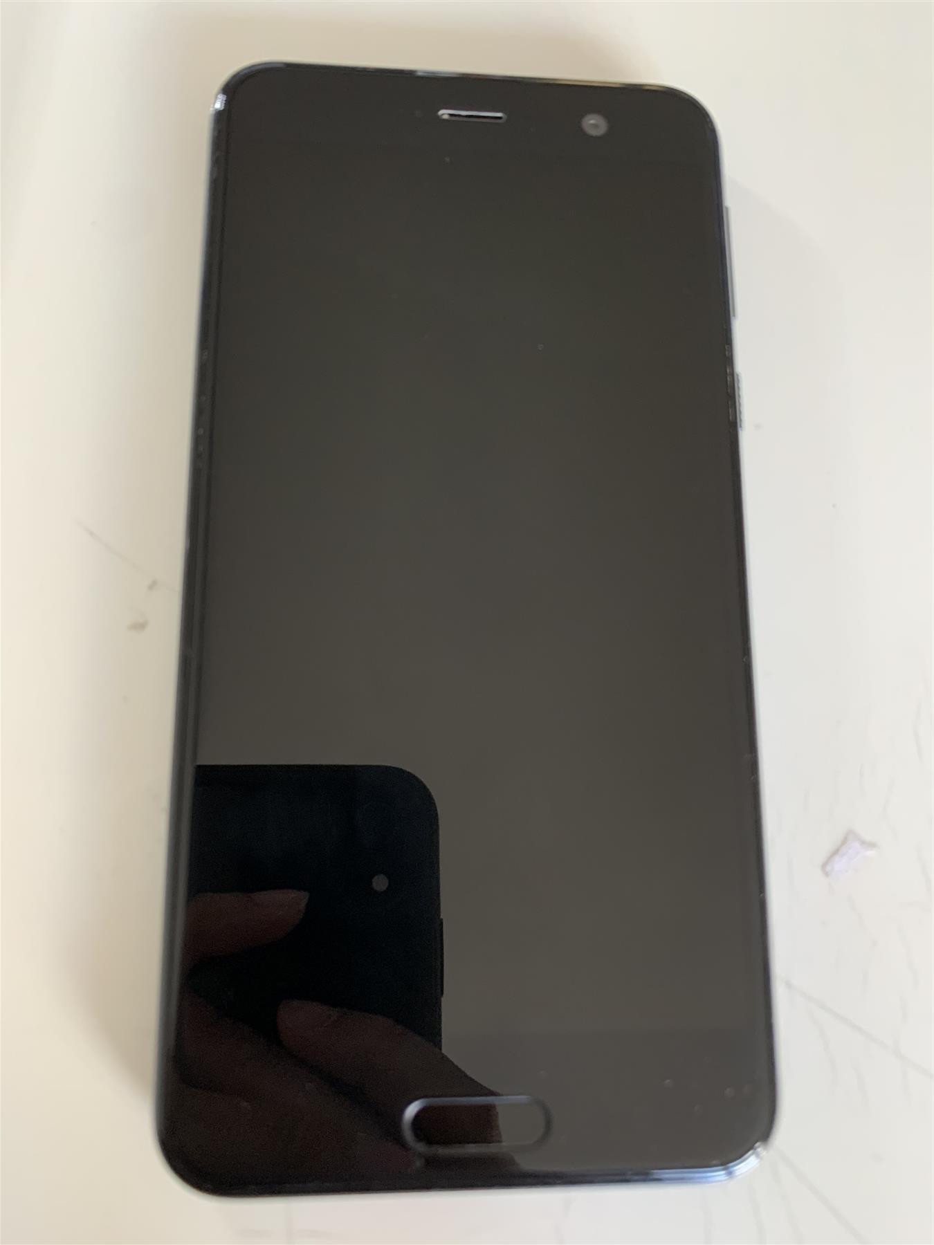 HTC U Play 32GB, Brilliant Black - Used