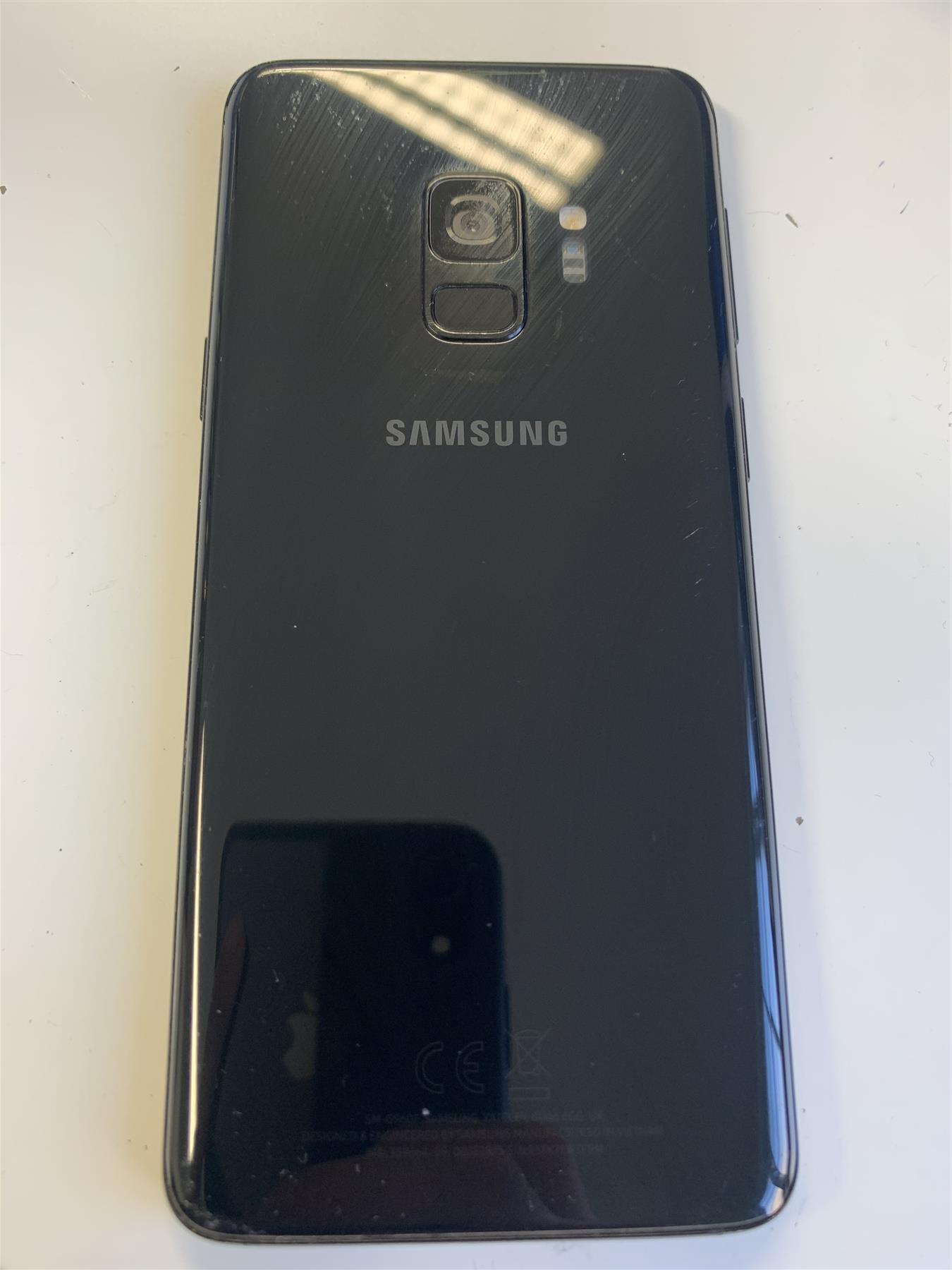 Samsung Galaxy S9 64GB Midnight Black Unlocked - Used