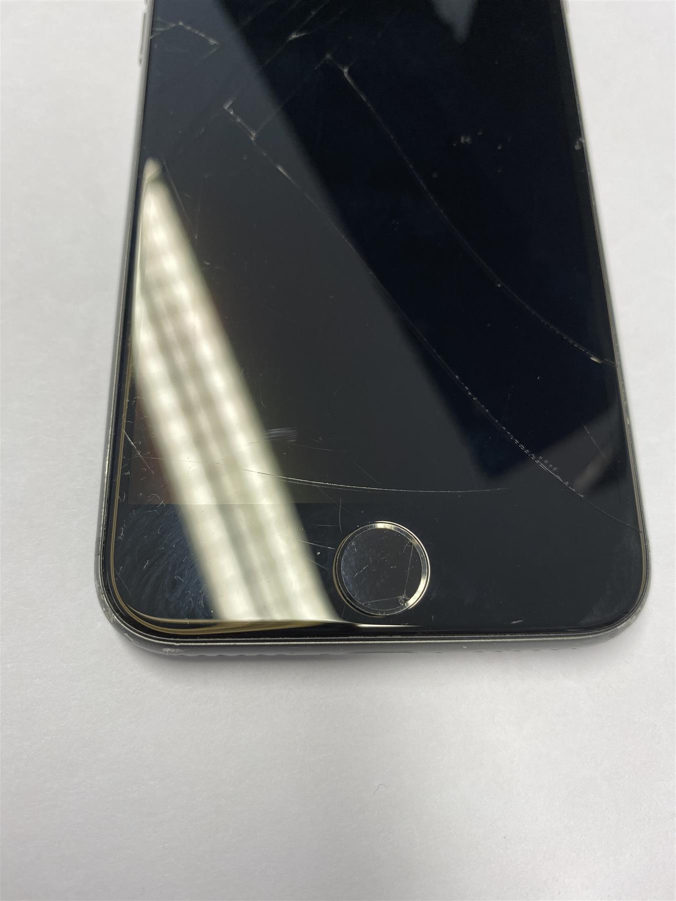 Apple iPhone 8 64GB Space Grey Unlocked - Used