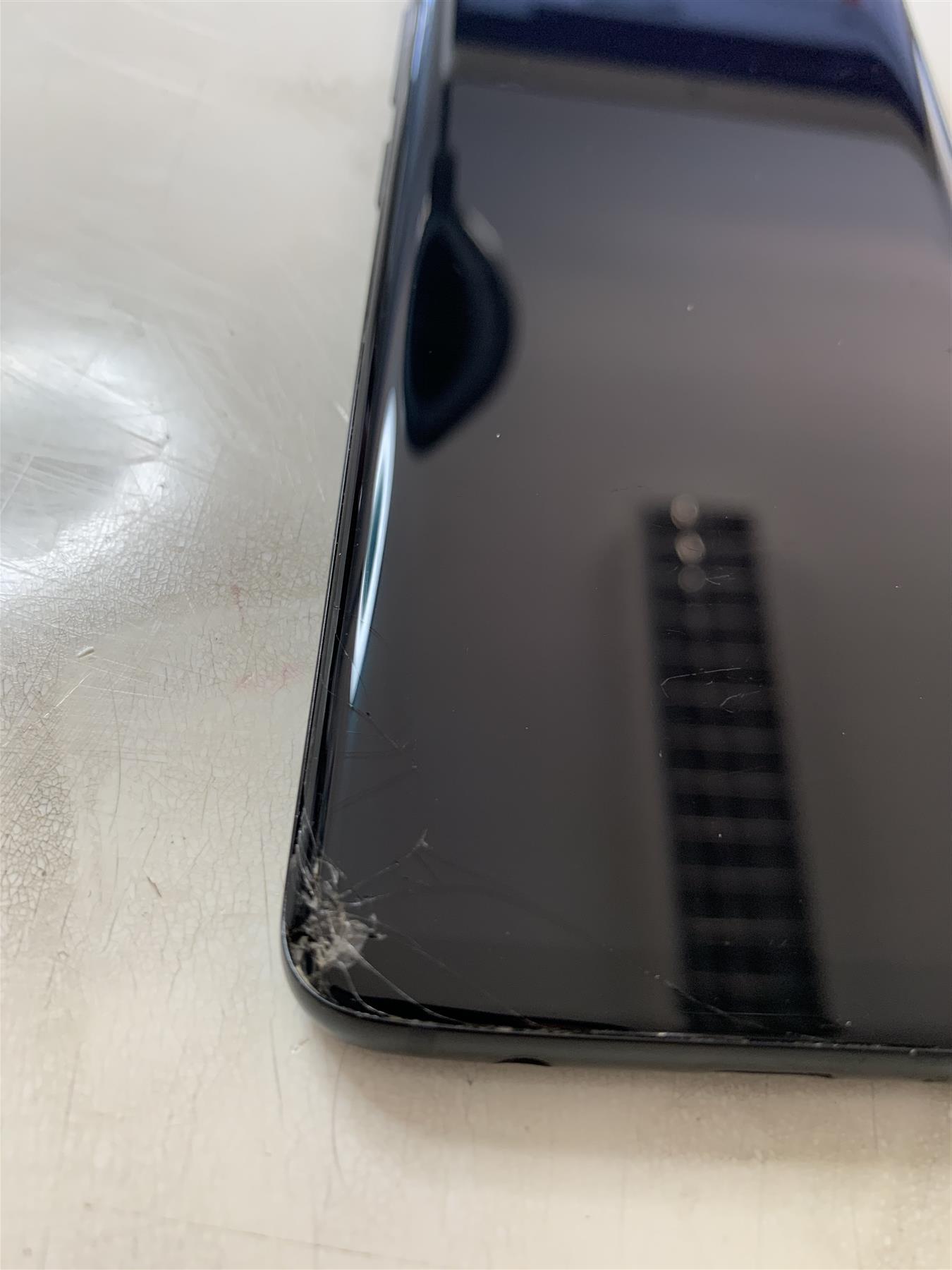 Samsung Galaxy S9 64GB Midnight Black Unlocked - Used