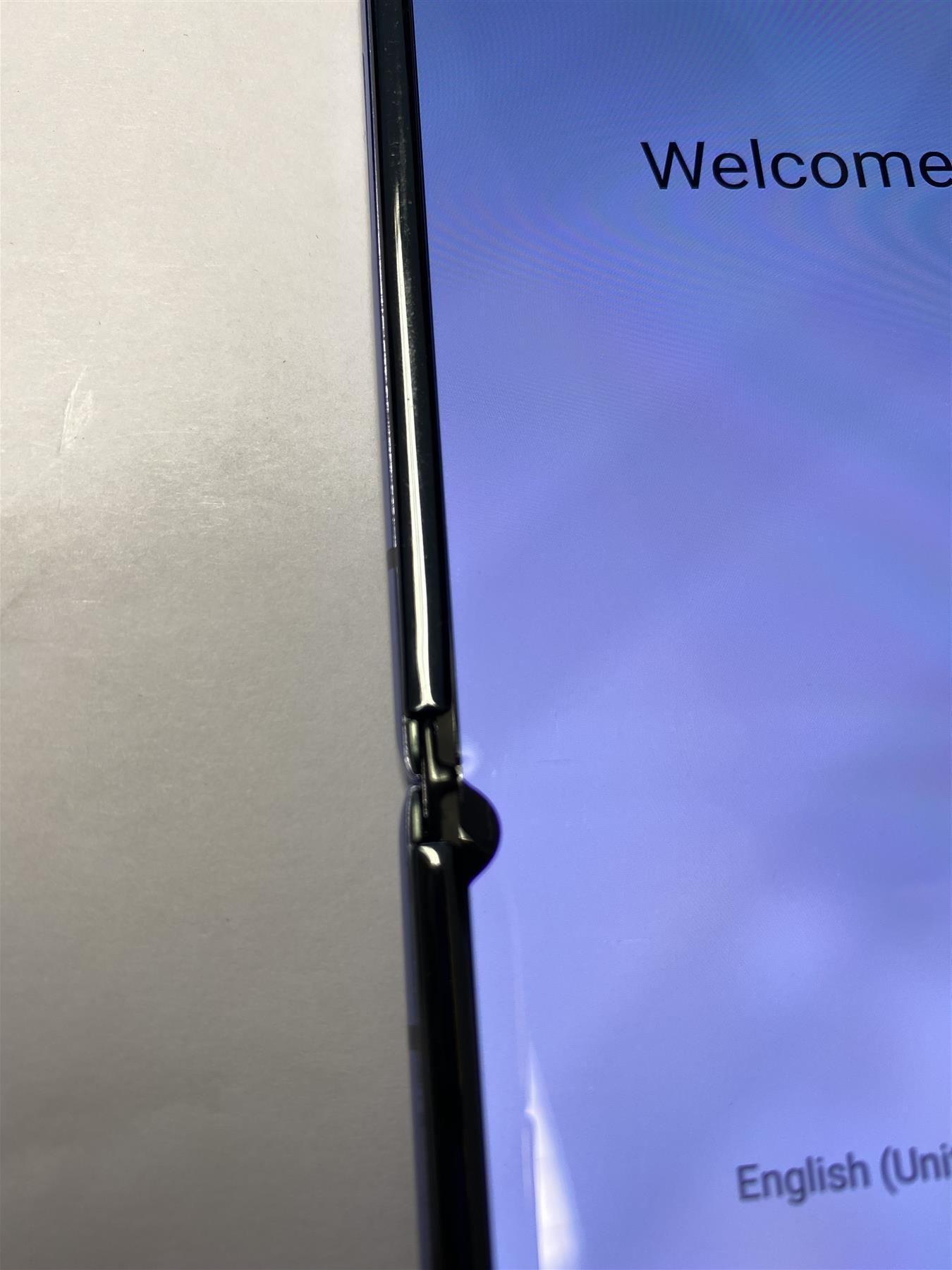 Samsung Galaxy Z Flip 256GB Mirror Purple Unlocked - Used