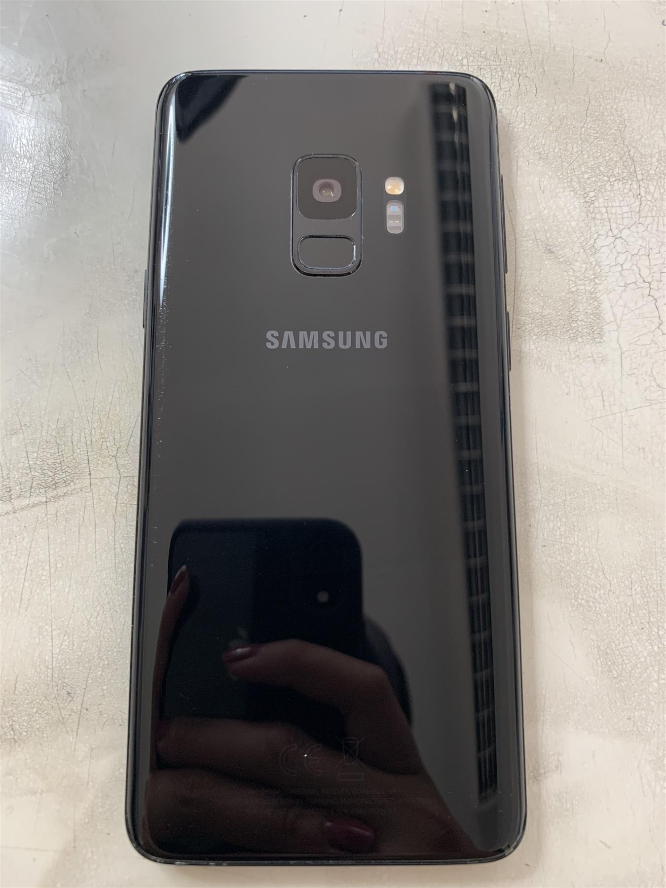Samsung Galaxy S9 64GB Midnight Black Unlocked - Used