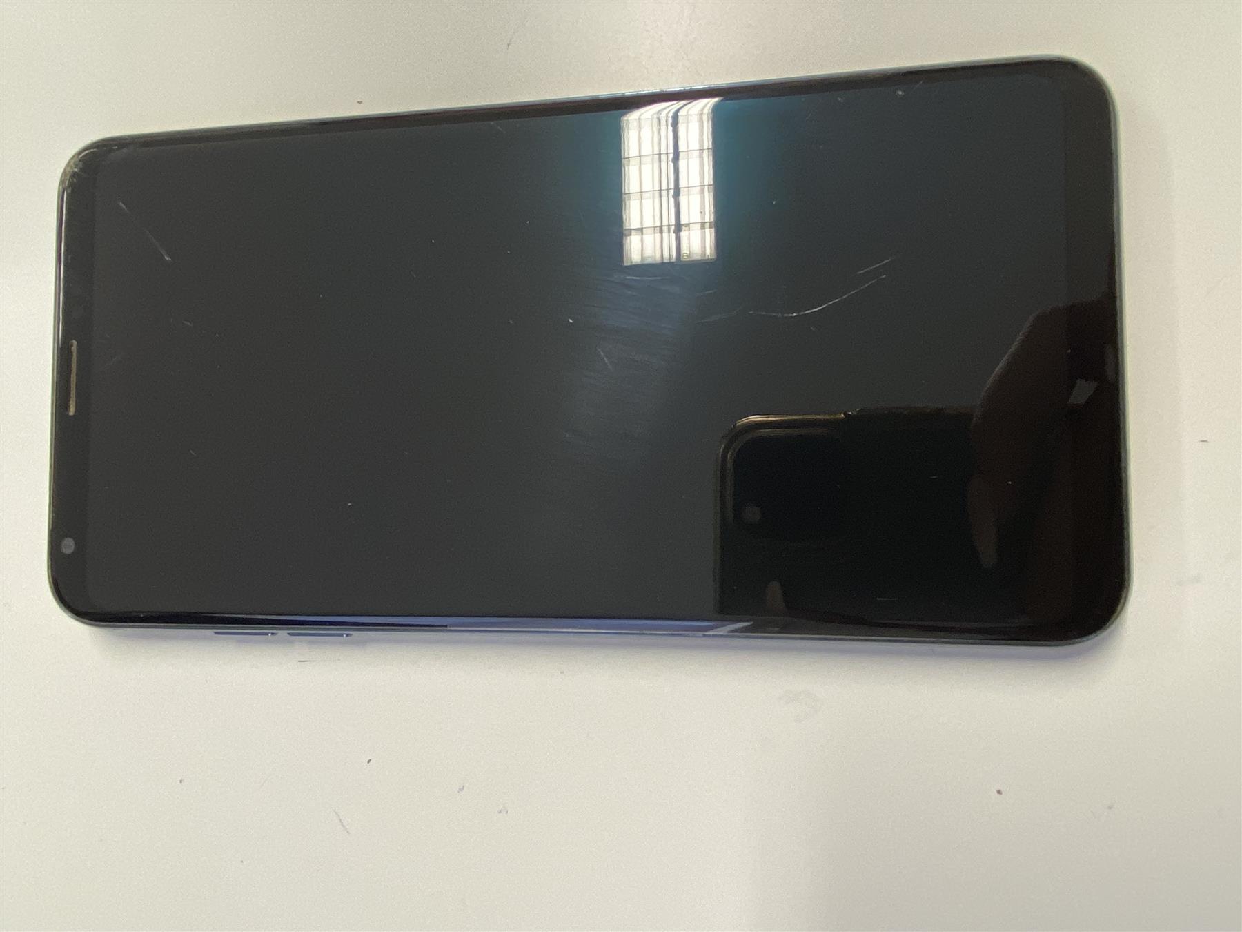 LG V30 64GB Moroccan Blue Unlocked - Used