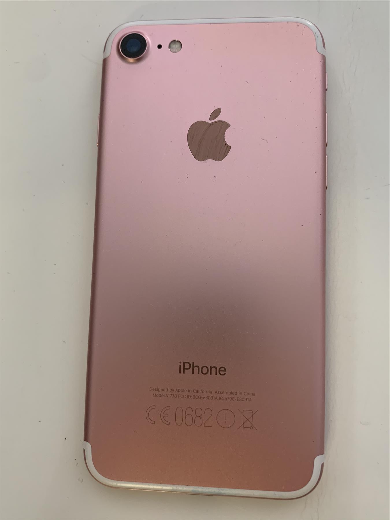 Apple iPhone 7 32GB Rose Gold - Used