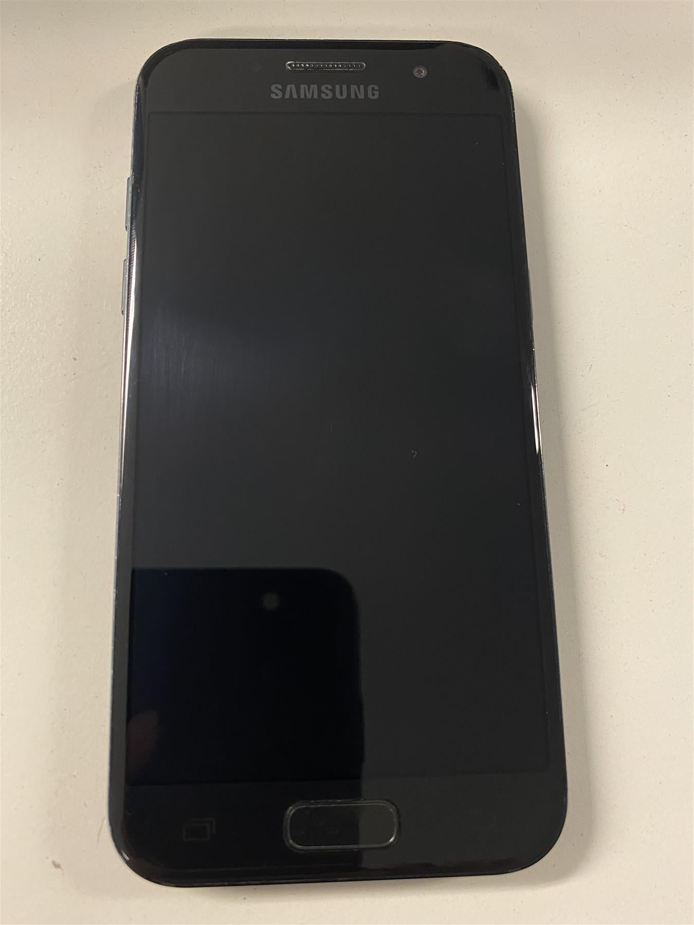 Samsung Galaxy A3 (2017) 16GB Black Unlocked - Used