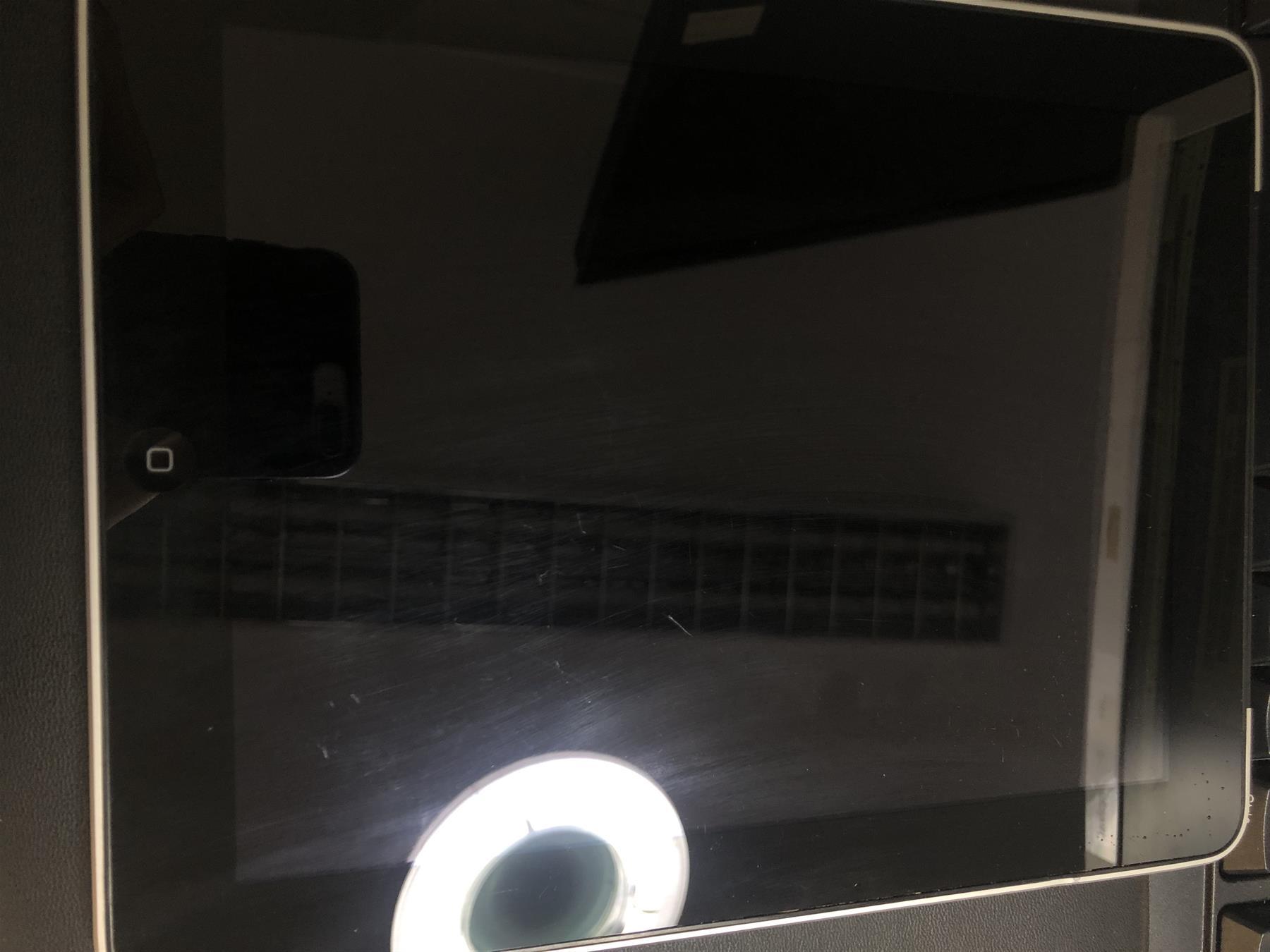 Apple iPad 1st Gen 64GB WiFi + 3G Black Unlocked Used