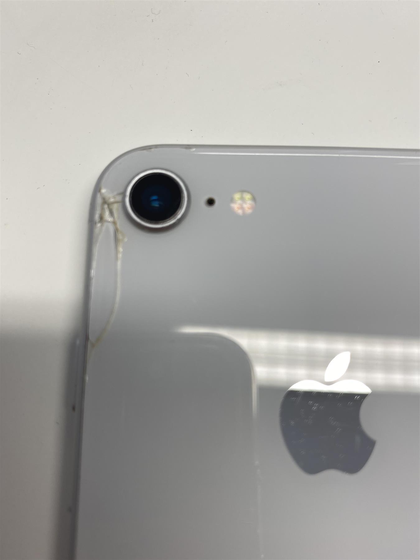 Apple iPhone 8 64GB Silver Unlocked - Used