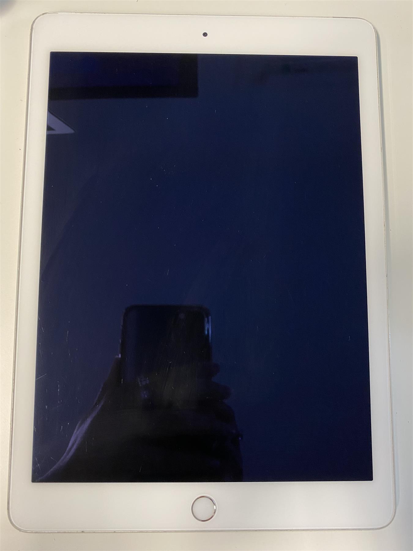 Apple iPad Air2 Wi-Fi 16GB Silver-