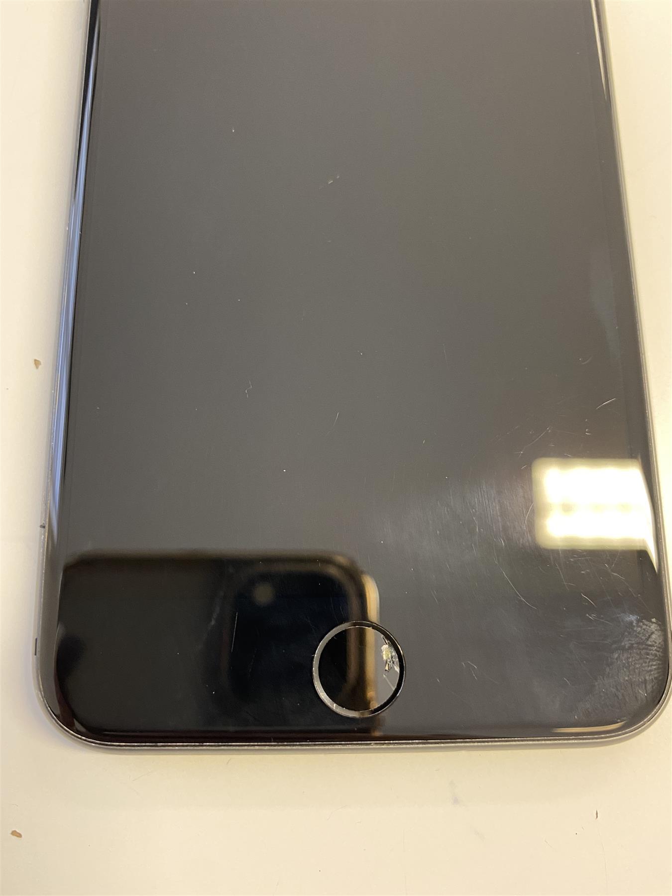 Apple iPhone 8 Plus 64GB Space Grey -Used