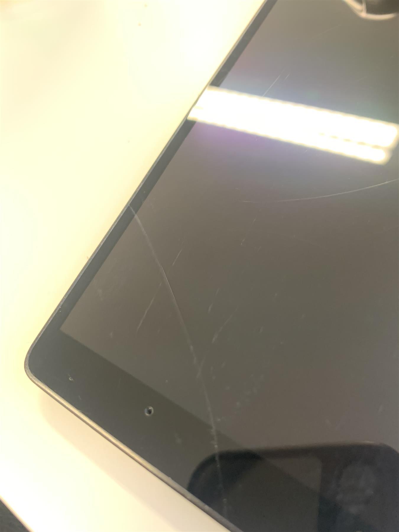 Microsoft Lumia 950 XL 32GB Black Unlocked - Used