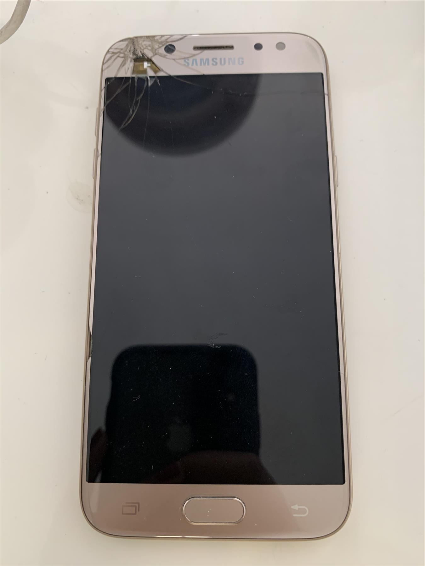Samsung Galaxy J5 (2017) 16GB Gold Unlocked - Used