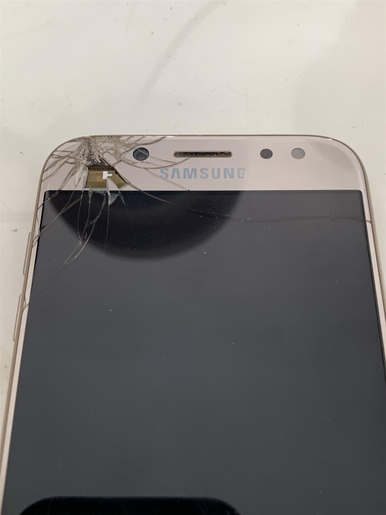 Samsung Galaxy J5 (2017) 16GB Gold Unlocked - Used