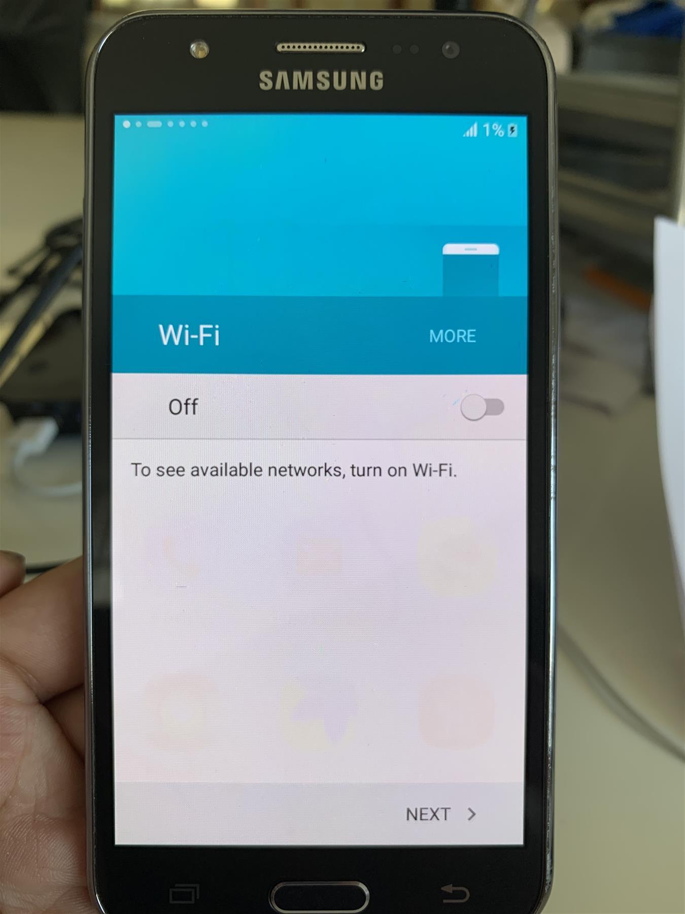 Samsung Galaxy J5 (2015) 8GB Black - Used