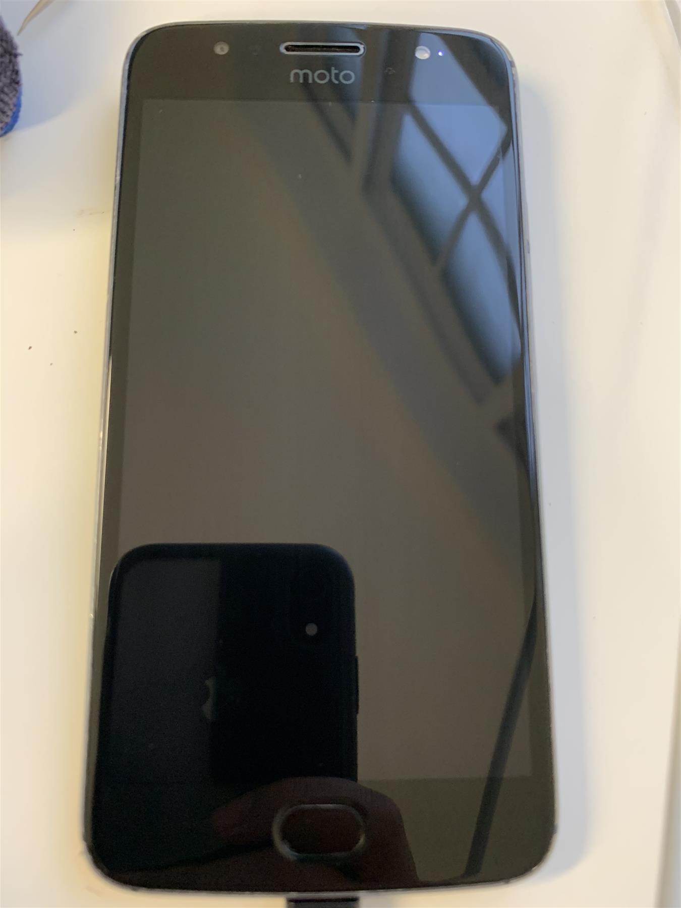 Motorola Moto G5S 32GB Lunar Grey Unlocked - Used